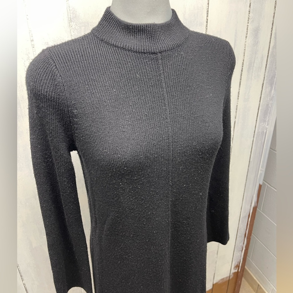 Line - Knit Dress - Picture 3 of 6